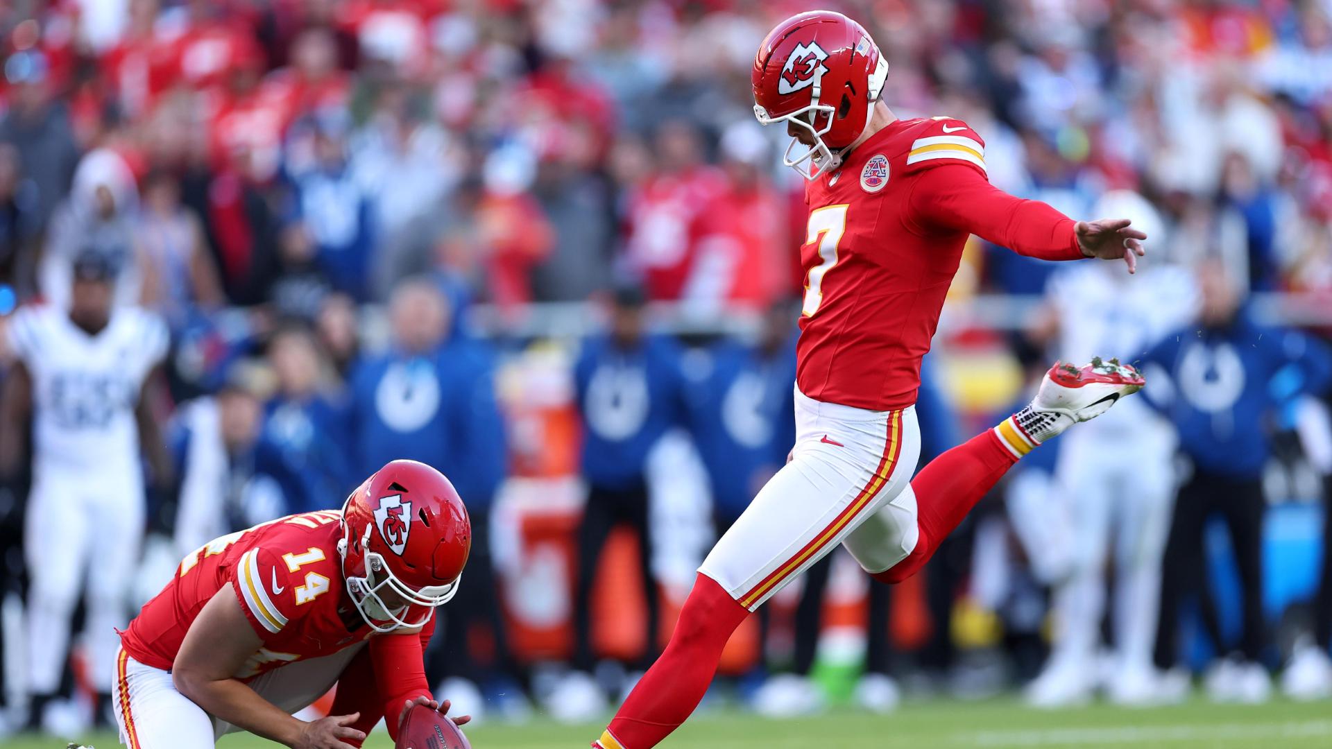 /ChiefsVsColts_ButkerKick