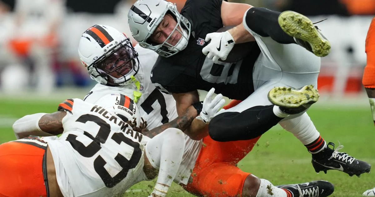 /ClevelandBrownsVsLasVegasRaiders