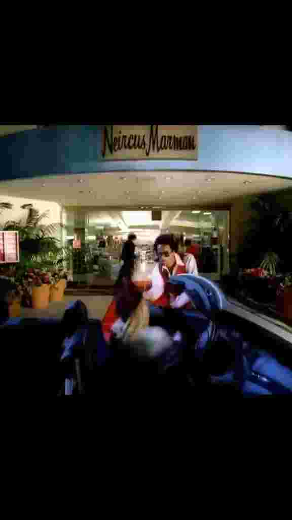 video: Blu Cantrell - Hit Em Up (Oops) verse and chorus