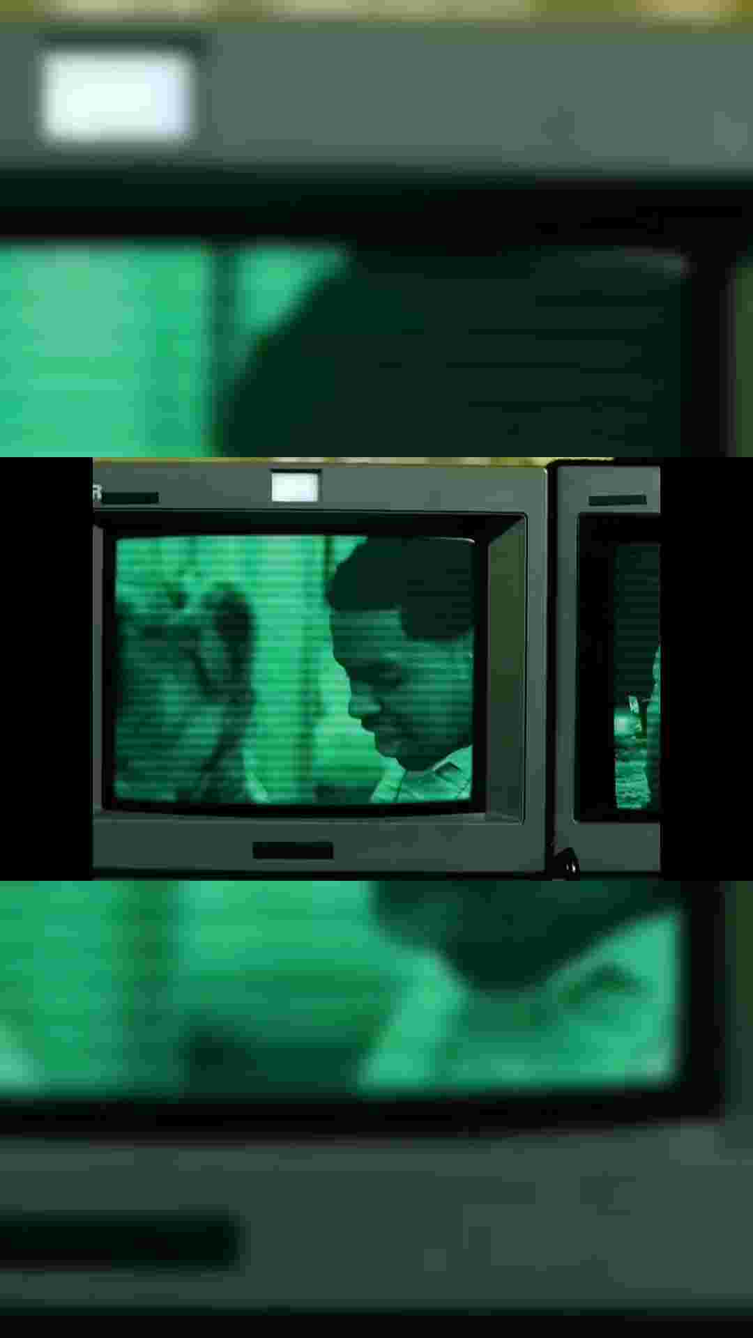 Bobby Valentino - Tell Me (video and lyrics)

Say baby what's your story
You got the goods its plain to see
The kind that a keep a brother on his knees
And I'm so curious
After the club hang out with me
Valentino is sure to please
For now let's have an apple martini
And get to know each other

Oh ma tell me
How did you get that in those jeans
The way you poppin it is killing me
Look over here come follow me
Tell me
How did you get that in those jeans
The way you dropping it is killing me
I'll meet you in the V.I.P

When you sizzling wanna lay you on the floor
I'm a bad boy just thought I'd let you know
These are the thoughts running through my mind
Cause I'm so curious yeah
Couple more shots and we out the door
Speed off in the coupe cause there's more in store
Can't wait till I pull in my driveway girl
Can tell by now I want you