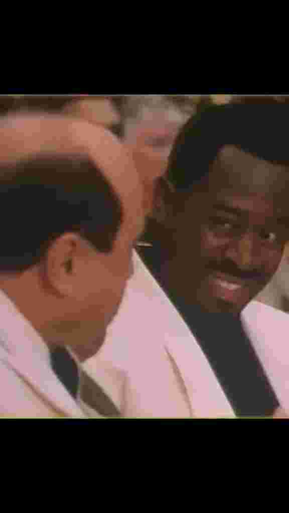 Eric Sermon ft Marvin Gaye - Music (verse 1 and chorus, from soundtrack of Martin Lawrence and Danny DeVito's movie "What's the Worst That Could Happen")