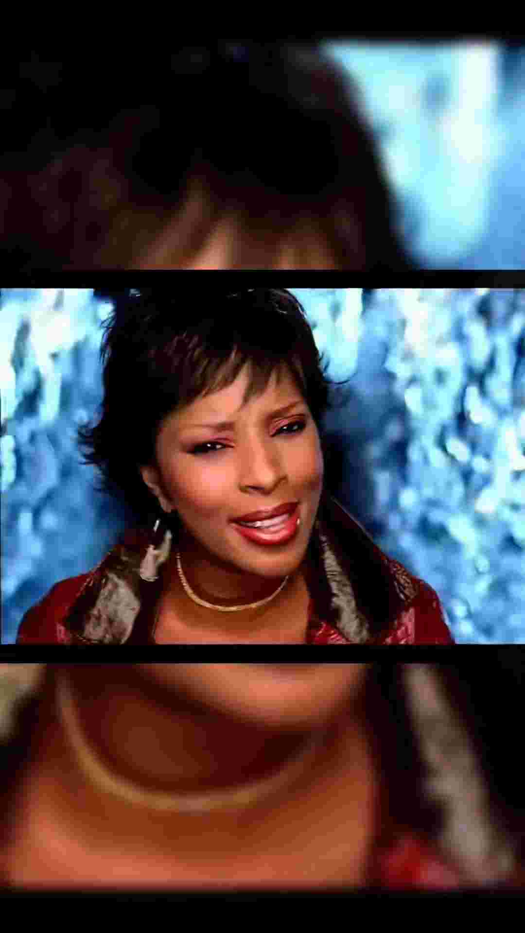 Mary J. Blige ft Ja Rule - Rainy Dayz

All of those rainy days
Spend your lifetime tryna wash away
Until the sun shines and I see your face
Smile at me, smile at me

[Mary J. Blige:]
We're always livin' so crazy and sexy and cool
And we begin to love it (Begin to love it)
Watchin' all of the heartache and pain of the world
And thinkin' nothin' of it (Thinkin' nothin' of it)
And baby, I got love for you
And I know that you got me, baby (Got me, baby)
But every time the sun shines bright
It gets so cloudy, yeah

[Mary J. Blige {Ja Rule}:]
It's just those rainy days
Spend a lifetime tryna wash away (Tryna wash 'em away)
Until the sun come out and shines again (Until the sun shines)
Smile for me, smile for me (Smile, smile, smile)
{All of those rainy days} (All of those rainy days)
{Spend your lifetime tryna wash away} (Yeah, yeah, yeah, yeah)
{Until the sun shines and I see your face} (Oh yeah, yeah)
{Smile at me, smile at me}

Nobody loves the rain
{Can't stand it}