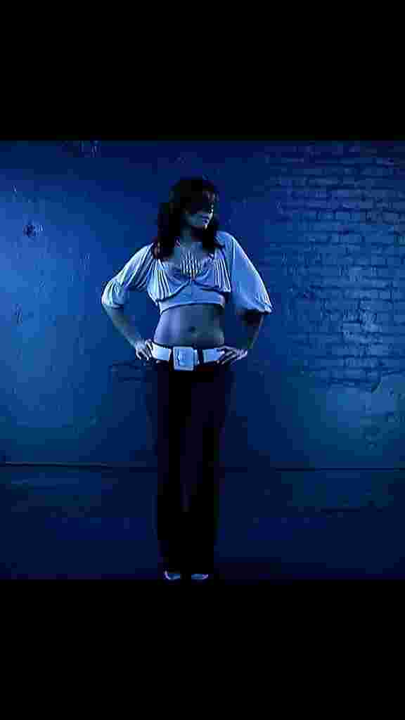 Nelly Furtado ft Timbaland - Promiscuous Girl chorus