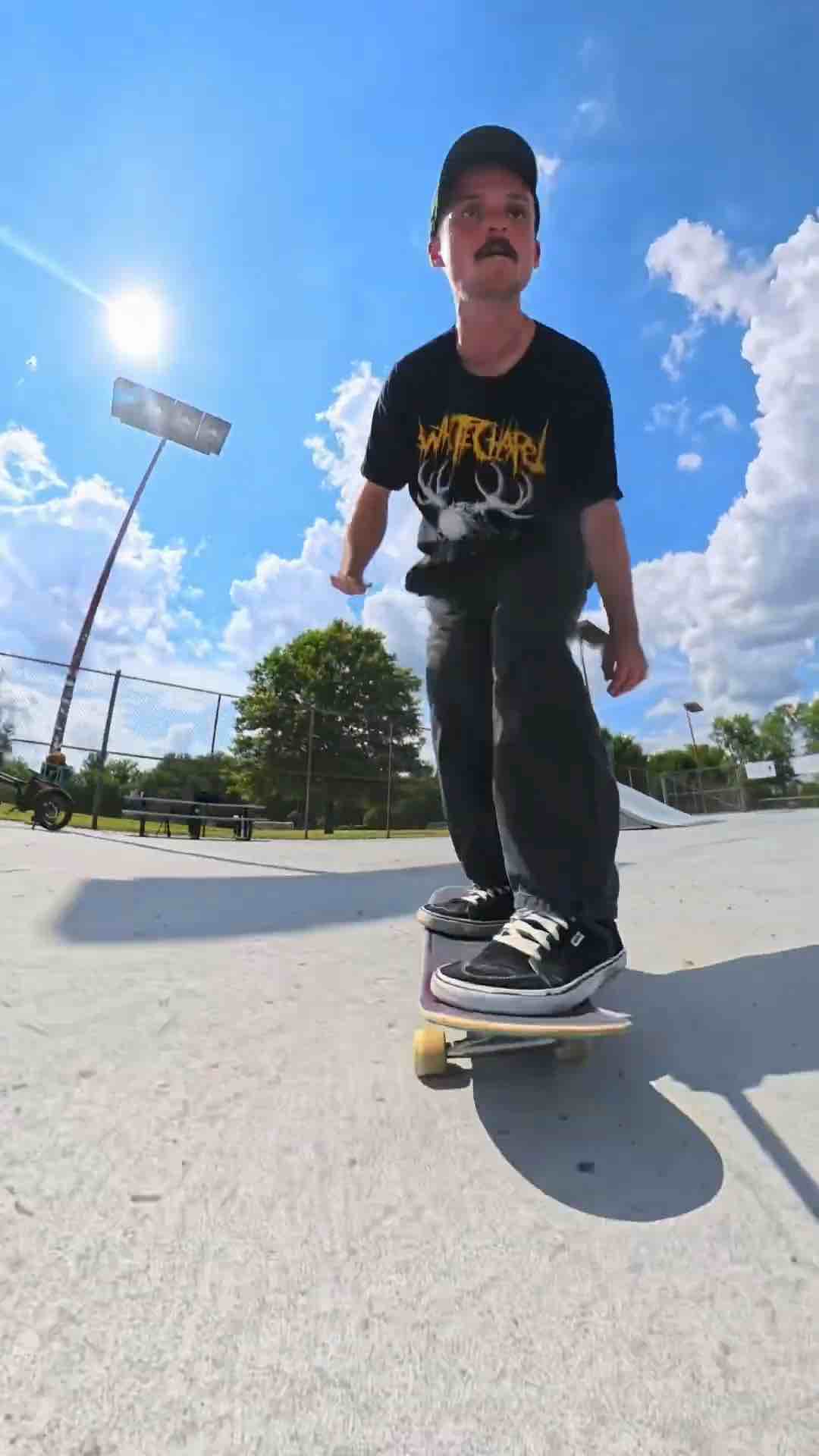 One eyed skater Brian diagnosed with multiple sclerosis skateboarding to help deal with multiple sclerosis 🛹🫡