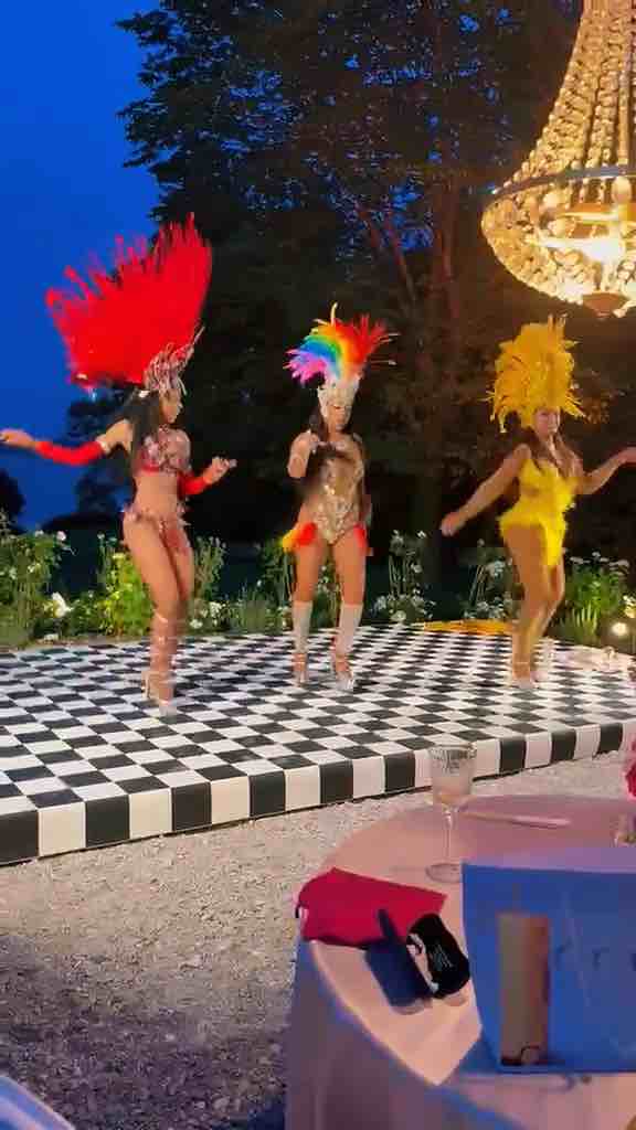 Dancing Samba in Berlin