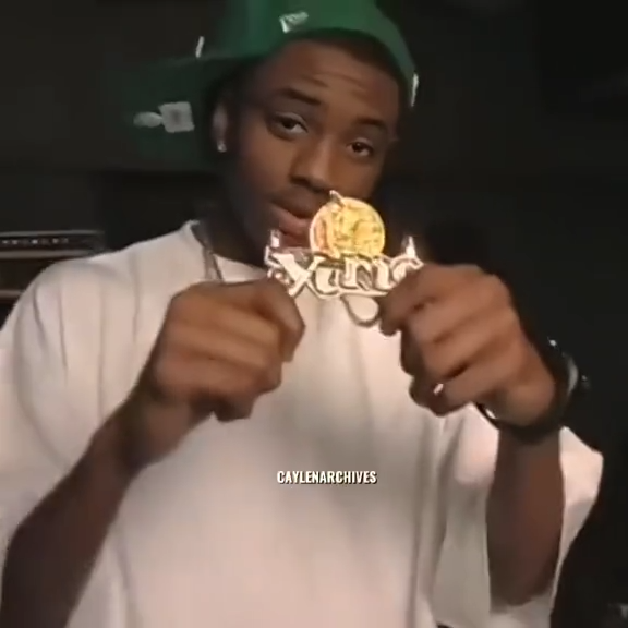 Roscoe Dash, Soulja Boy - All The Way Turnt Up, Soulja even hit the dougie before it was popular (2008)