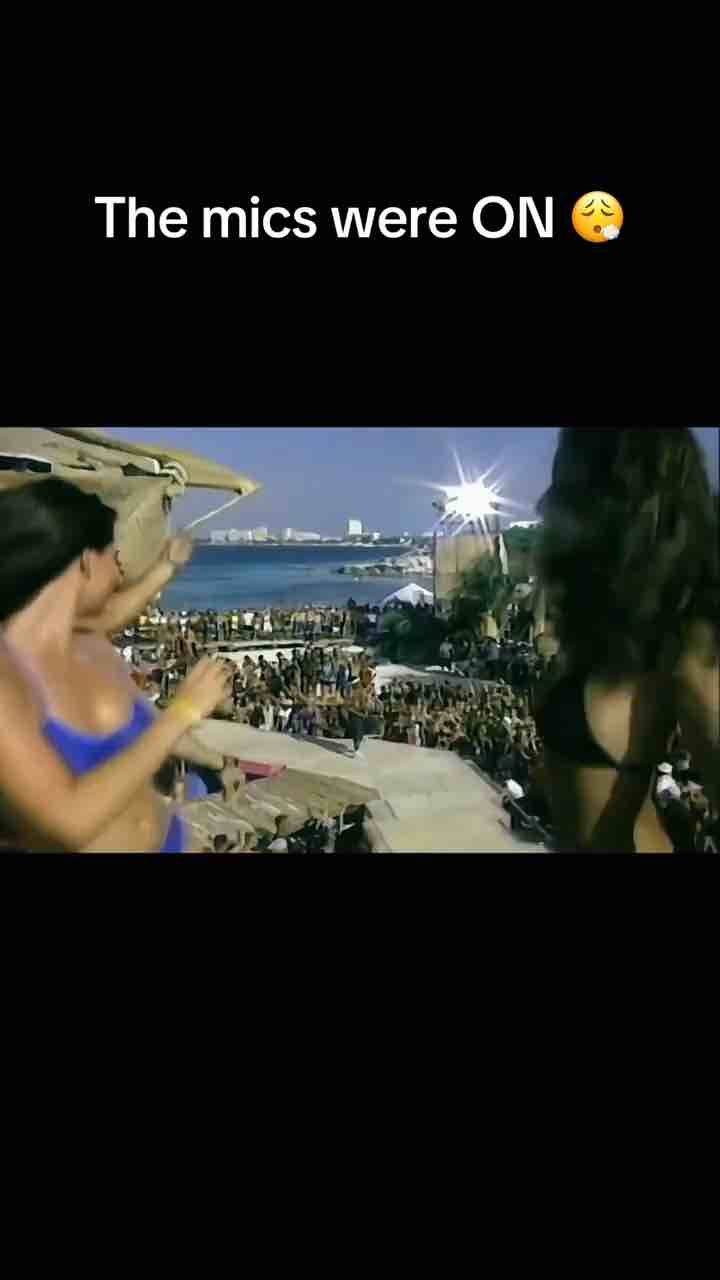 Ja Rule - Put It On Me ft Lil Mo and Vita live performance in Cancun Spring Break (year: 2000)