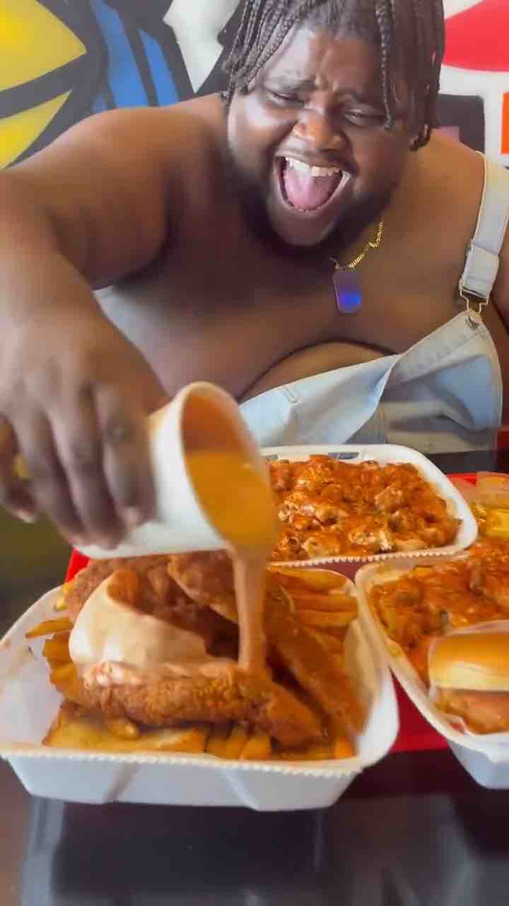 Bird electrocuted and falls on my plate. I’m about to eat – by @IAmPhatPapi
