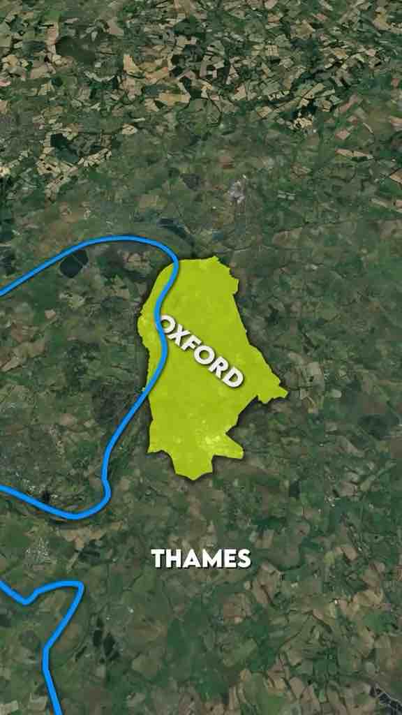Facts about Oxford, the city of dreaming spires. It’s the birthplace of brilliant physicist Stephen Hawking.