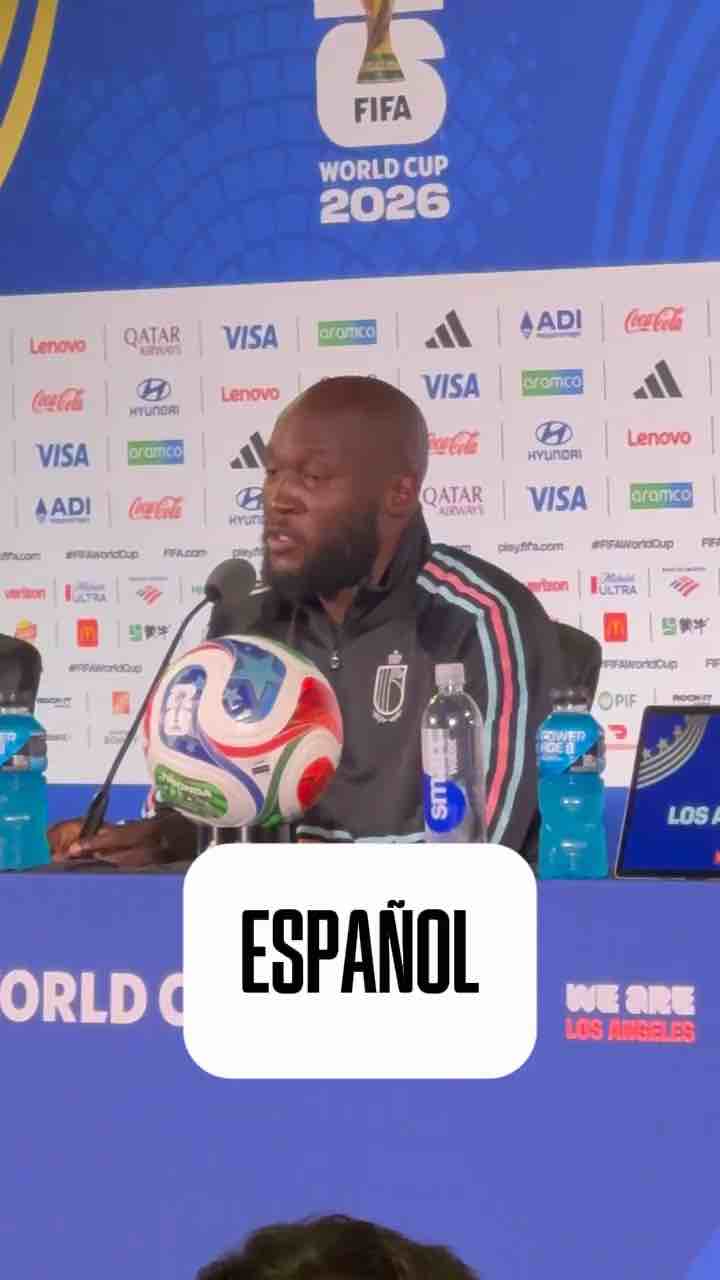 Romelu Lukaku can speak 8 languages. He spoke 4 in one press conference
